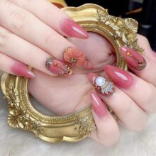 Khung Chụp Hình Nail – Tròn – Vàng