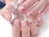 Hoa khô đính móng- Phong cách nail sang trọng đầy ngọt ngào